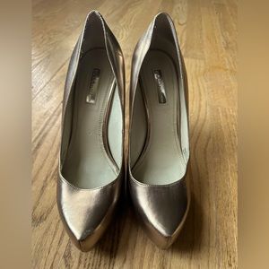 BCBGeneration Gold Pumps